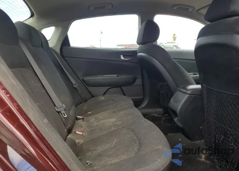 2020 Kia Optima Lx z USA, uszkodzony, nr VIN 5XXGT4L30LG397036